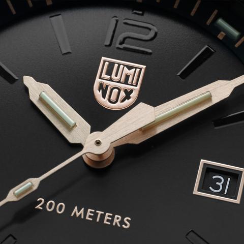 時計 3120 SERIES Ref.3121.BO.GOLD Luminox Pacific Diver 3120 Series- 3121.BO.GOLD Limited Edition